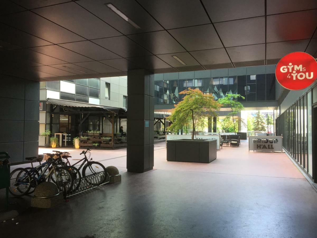Nova Galerija West App Mary - Parking In Garage Apartment Zagreb Exterior photo